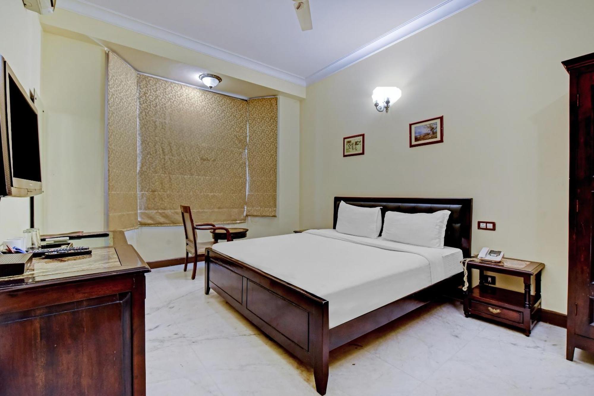 Kukas Collection O Hotel Four Boutique المظهر الخارجي الصورة