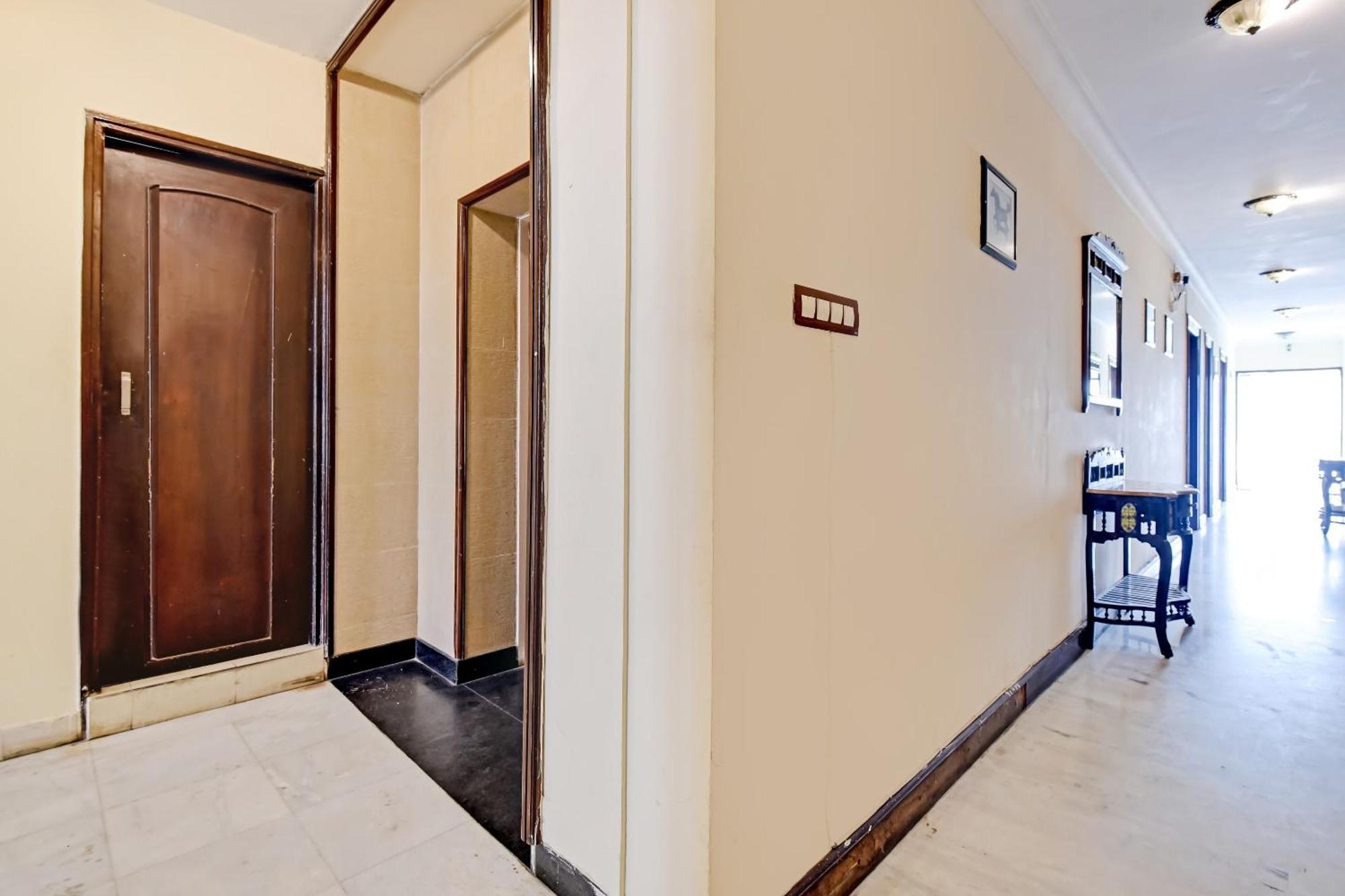 Kukas Collection O Hotel Four Boutique المظهر الخارجي الصورة