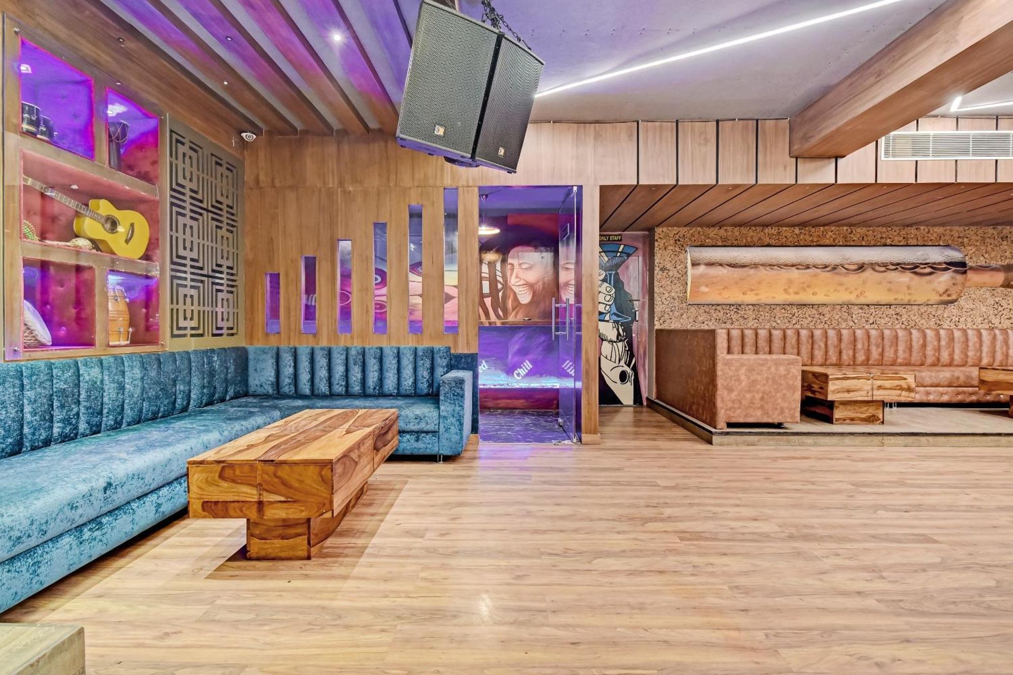Kukas Collection O Hotel Four Boutique المظهر الخارجي الصورة