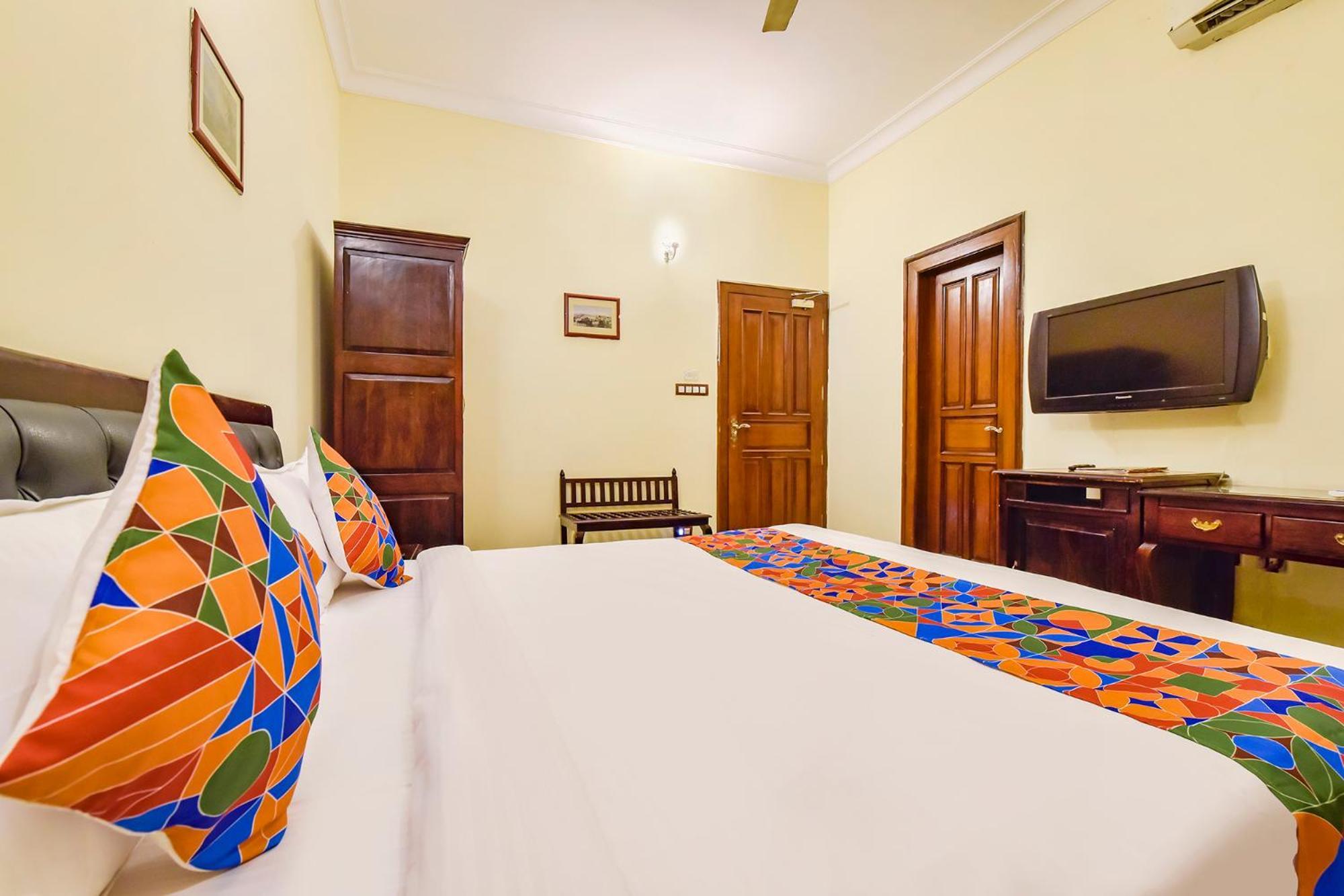 Kukas Collection O Hotel Four Boutique المظهر الخارجي الصورة