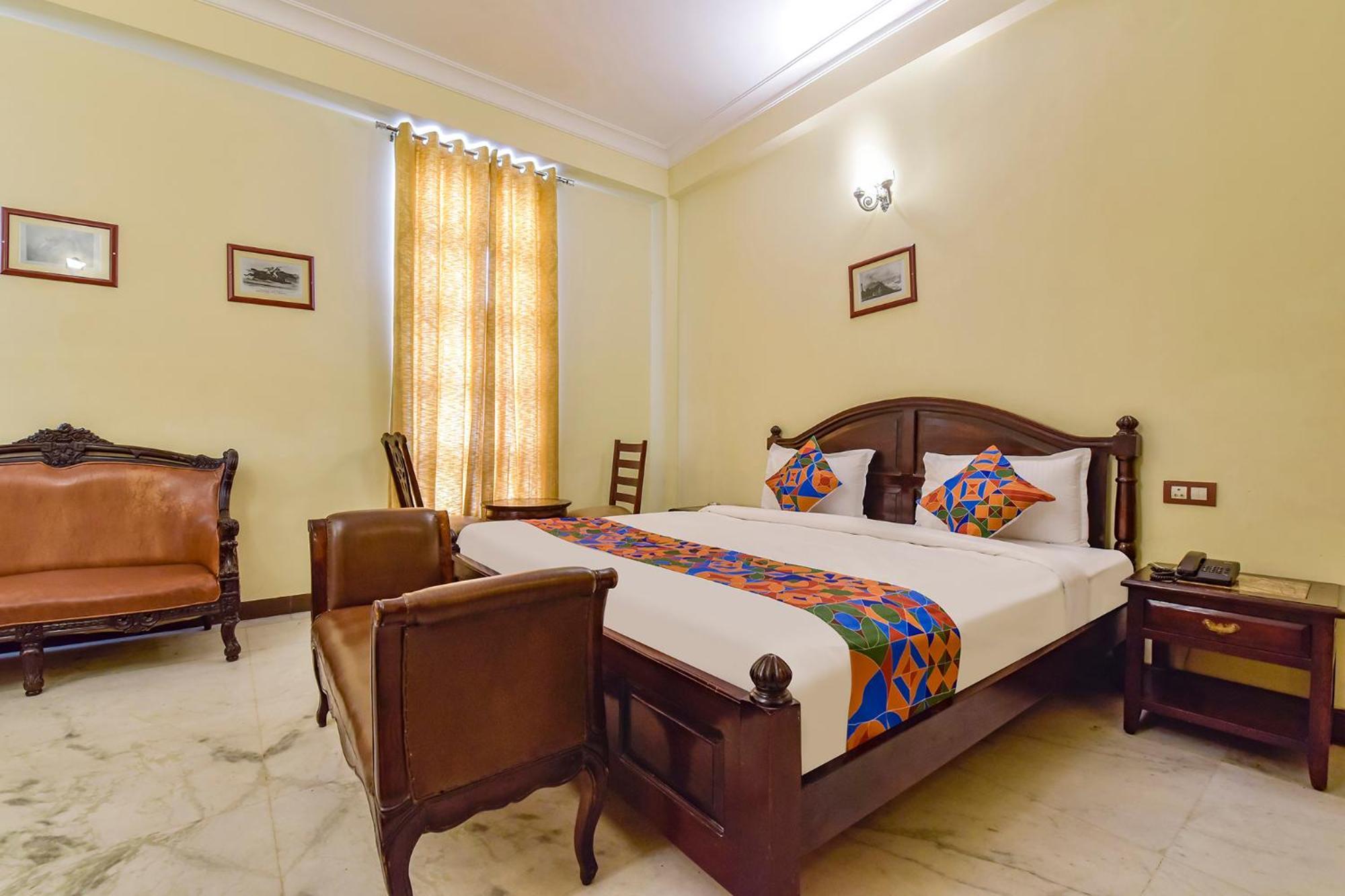Kukas Collection O Hotel Four Boutique المظهر الخارجي الصورة