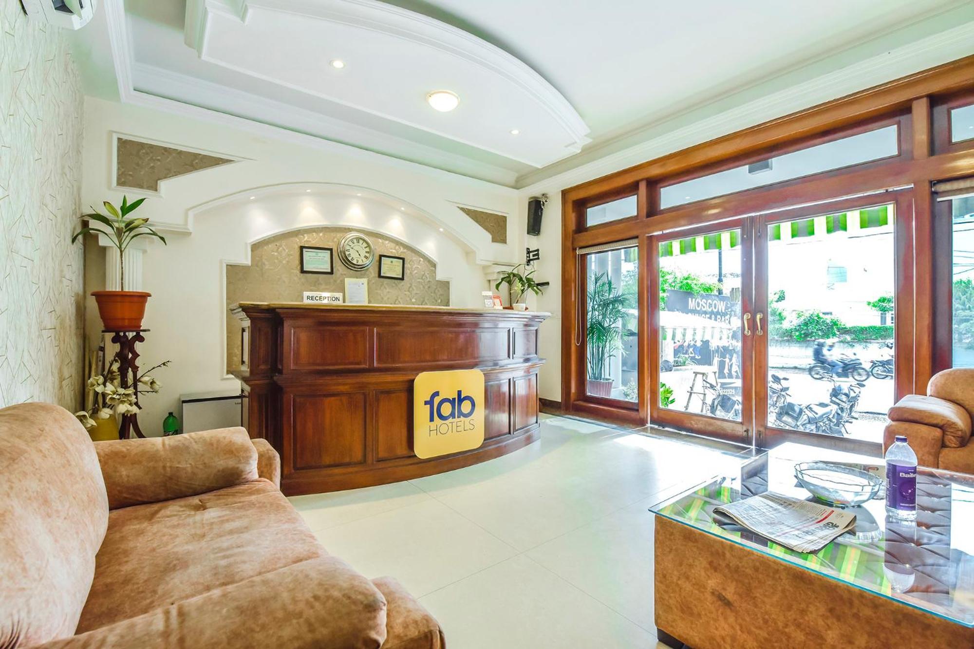 Kukas Collection O Hotel Four Boutique المظهر الخارجي الصورة