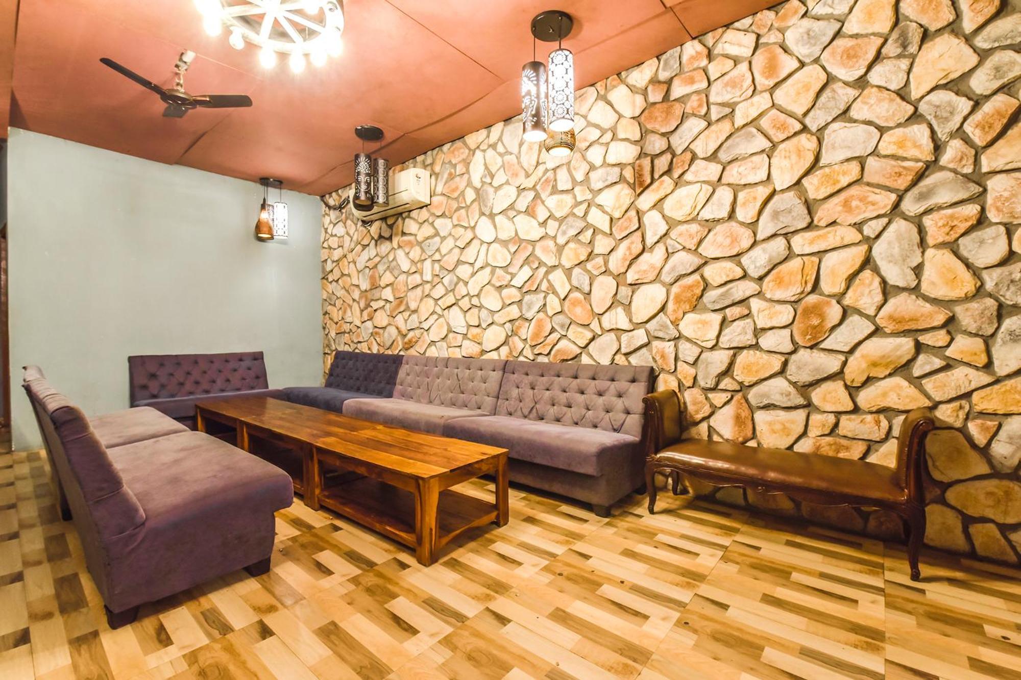 Kukas Collection O Hotel Four Boutique المظهر الخارجي الصورة